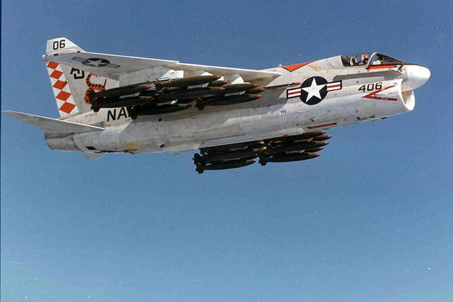 Một số loại máy bay Mỹ từng gây tội ác ở Hà Nội năm 1972